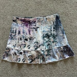 Sofibella Abstract Print Tennis Skort‎ Ruffle Hem Active Skirt Medium